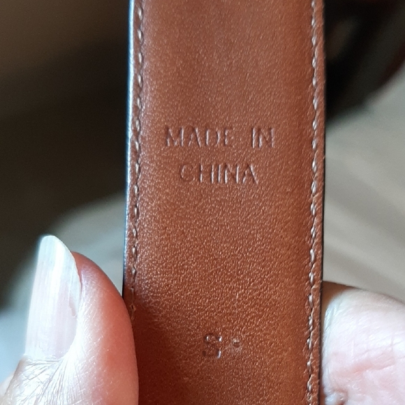 Black Leather Ralp Lauren Belt with Gold Buckle. Croc Alligator Print. Size Smal - Picture 3 of 6